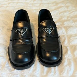Authentic Prada classic black loafer, nearly perfect condition!